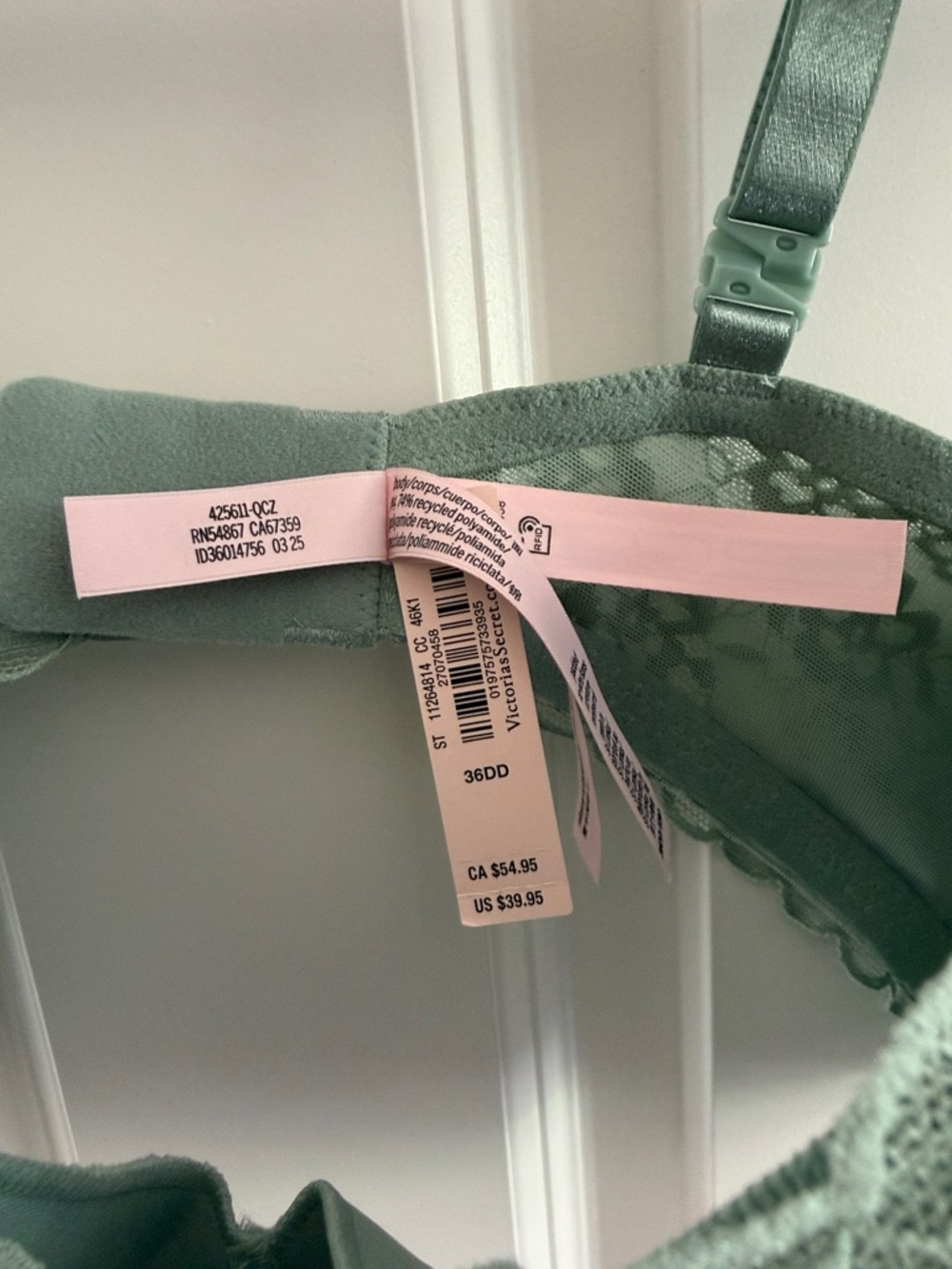Victoria's Secret Sage Green Lace Push-Up Bra - Picture 3 of 4